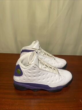 Nike Air Jordan 13  Retro Lakers  White Purple size 10.5 Used